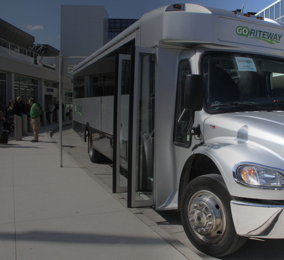 airport shuttle mkd ord shared airport rides mke go riteway washington flyer shared van cost